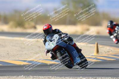 media/Jan-10-2025-CVMA Friday Practice (Fri) [[489e0da257]]/Group 4 and Trackday/Session 5 (Turn 7)/